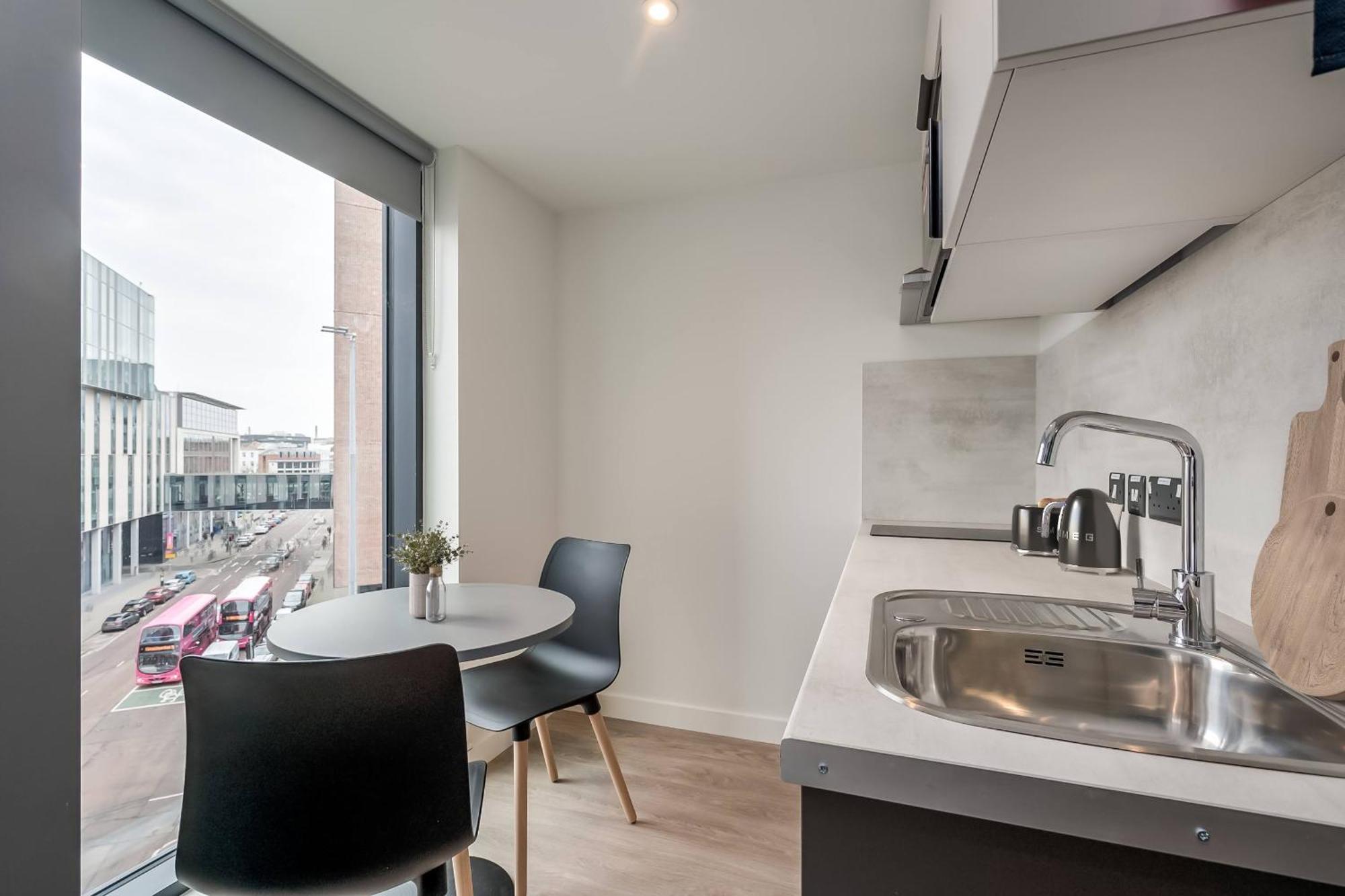 The Best Value Option For The City Centre - Non Students Welcome Belfast Eksteriør bilde
